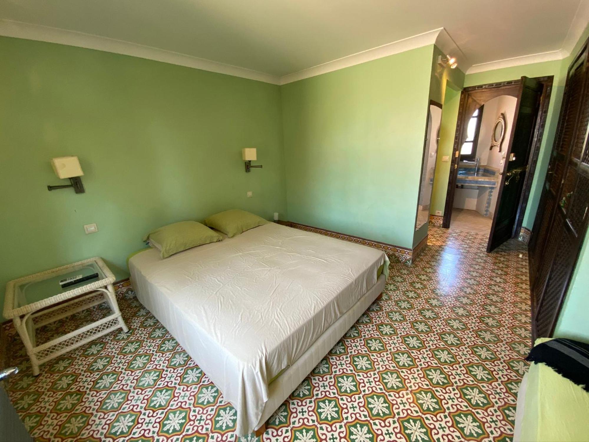 Chambre Emeraude, Riad 9 Couple Only Au Village Naturiste Агде Екстериор снимка
