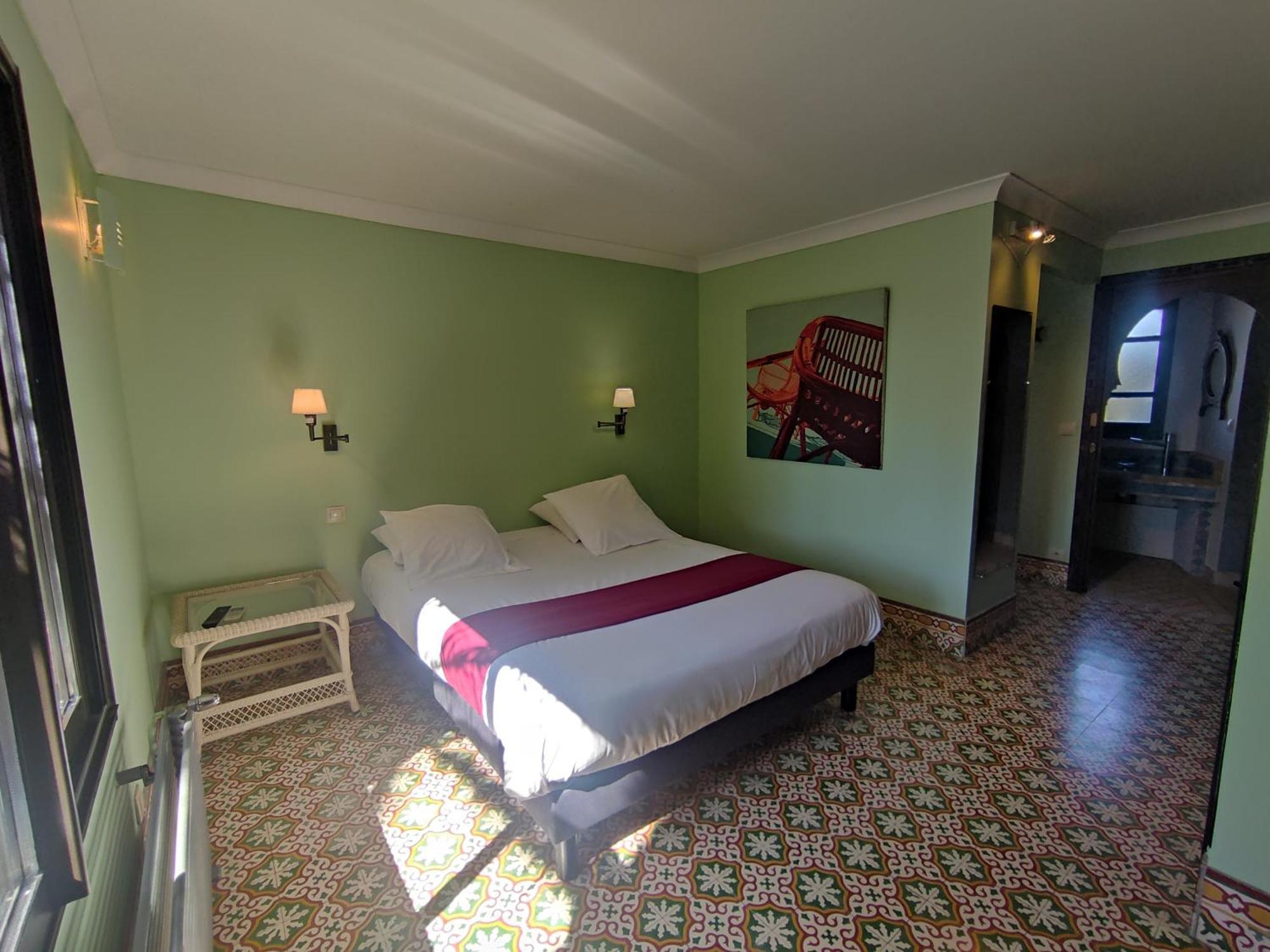 Chambre Emeraude, Riad 9 Couple Only Au Village Naturiste Агде Екстериор снимка